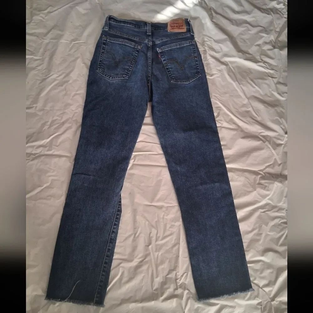 Levi's Wedgie Straight Blue Denim Jeans Size 25 Preowned
